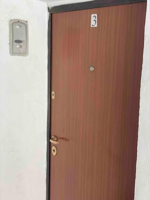 Ak Terminal Apartments ドゥラス エクステリア 写真